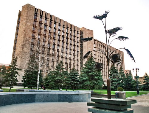 СМИ: ДНР эвакуирует свое правительство из ОГА в Донецке