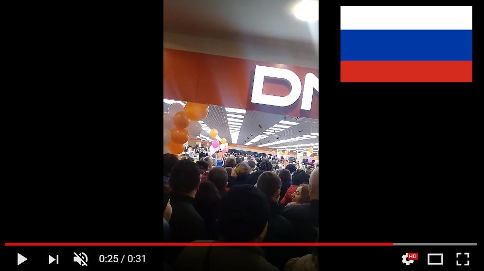 "Звери, вы что творите?!" - в Туле россияне устроили давку в магазине из-за низких цен - соцсети шокированы видео поведения россиян. Кадры