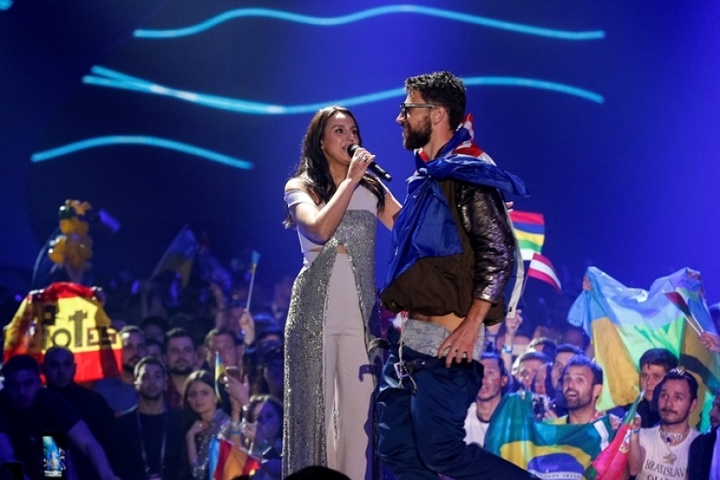 ​"Мне жалко было португальца, боялся, что у него сердце может остановиться", - Седюк прокомментировал свой поступок с раздеванием в финале "Евровидения - 2017"