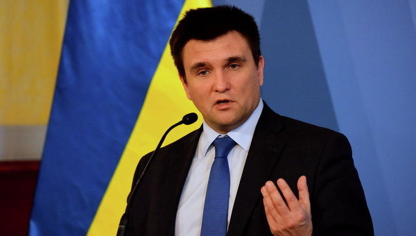 "Вывод войск из Донбасса и срочные выборы", - Климкин сказал, за что будет бороться украинская делегация завтра на встрече в Минске