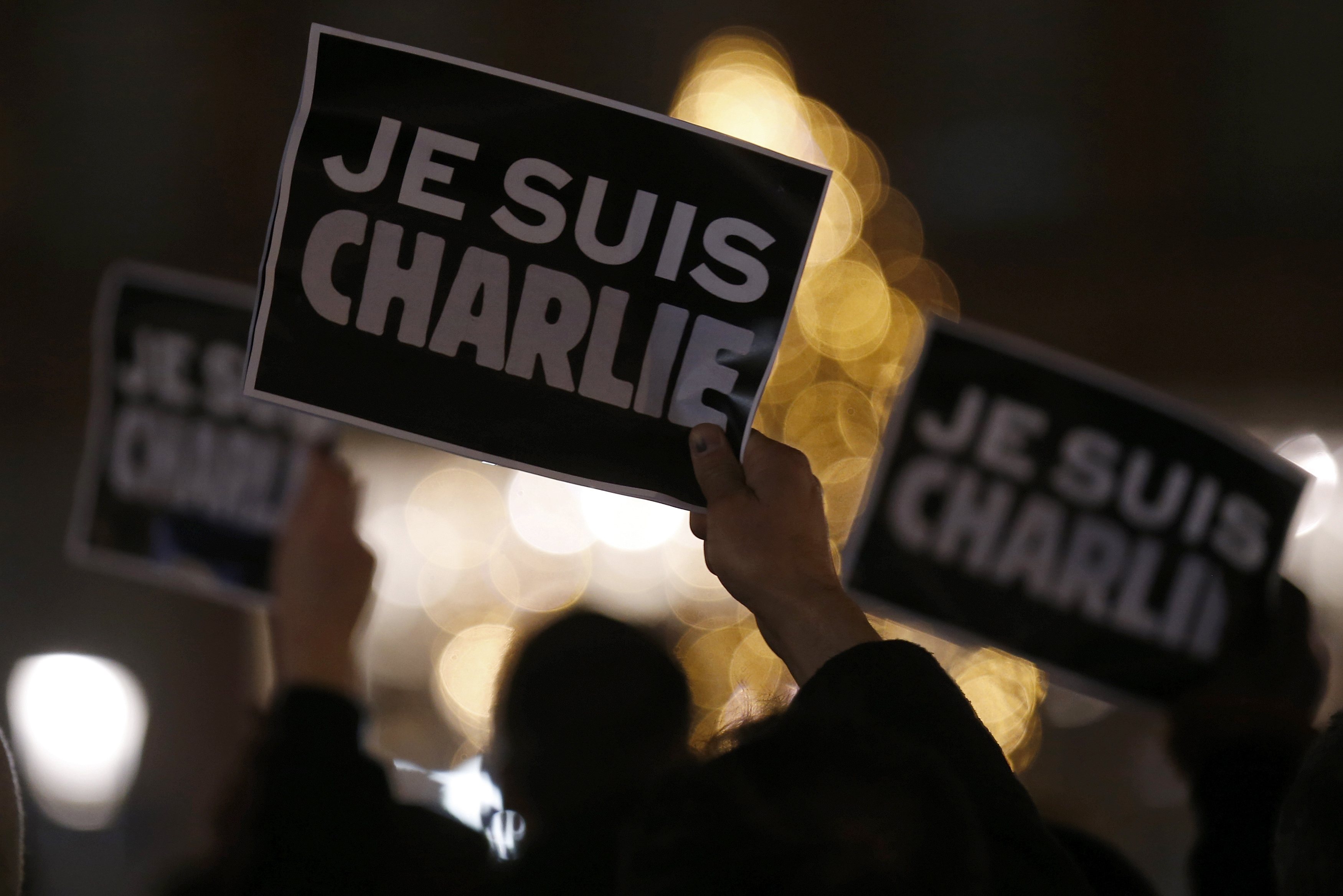 В воскресенье в Париже пройдет марш памяти жертв нападения на редакцию Charlie Hebdo