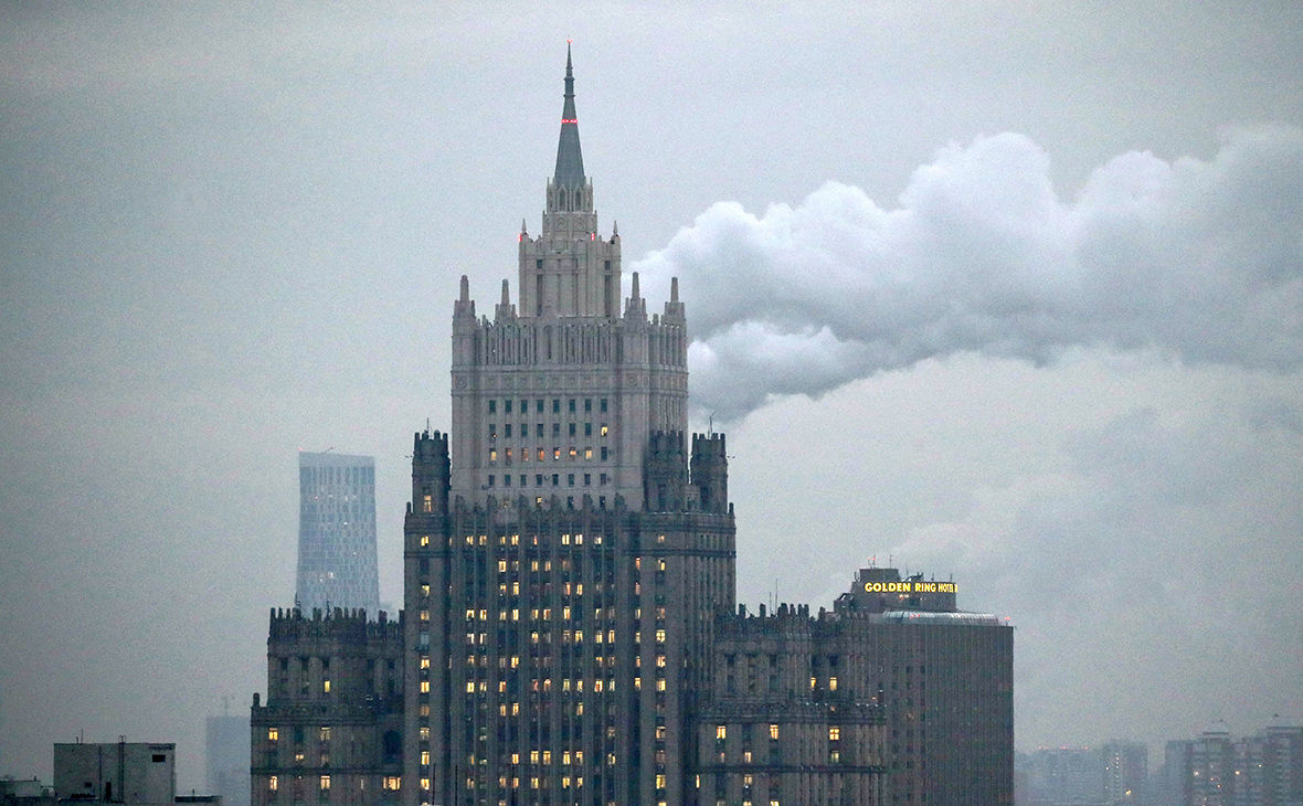 Россия обвинила Украину и НАТО в стягивании войск на Донбасс и русофобской кампании