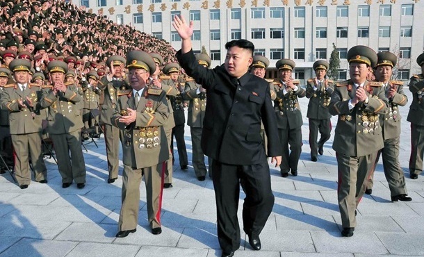 ​Безумный Ким Чен Ын официально объявил войну США: в  КНДР пообещали сбивать американские самолеты вне своей территории