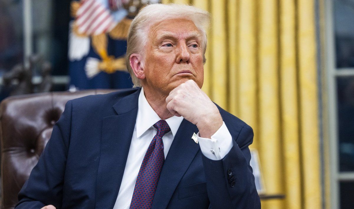 "Я радий, що він так вважає”, – з усмішкою на обличчі відповів Трамп Путіну, який заявив, нібито не боїться санкцій