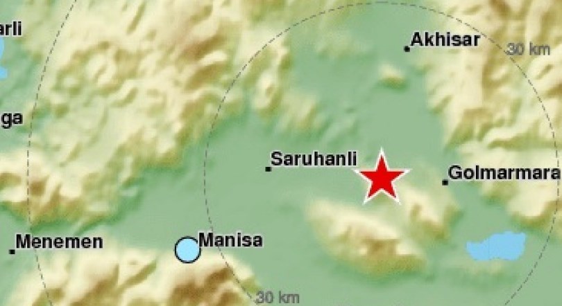 Турция пережила сокрушительное землетрясение: последствия подземных толчков ощутили города провинции Маниса - CNN Turk