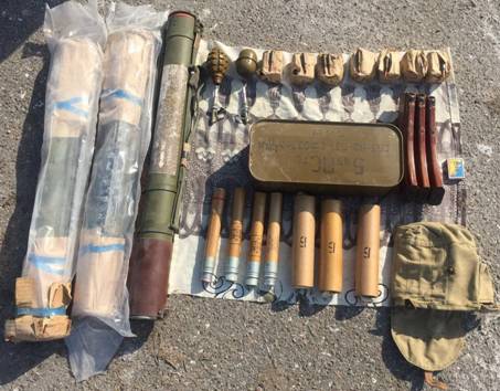 На выезде из Одессы нашли еще один тайник с оружием и взрывчаткой