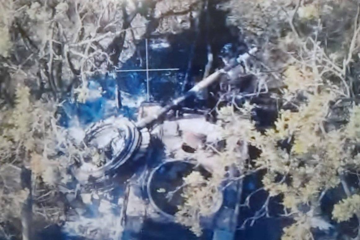 ​Российским танкам сорвала башню встреча с ВСУ под Изюмом: военные показали последствия