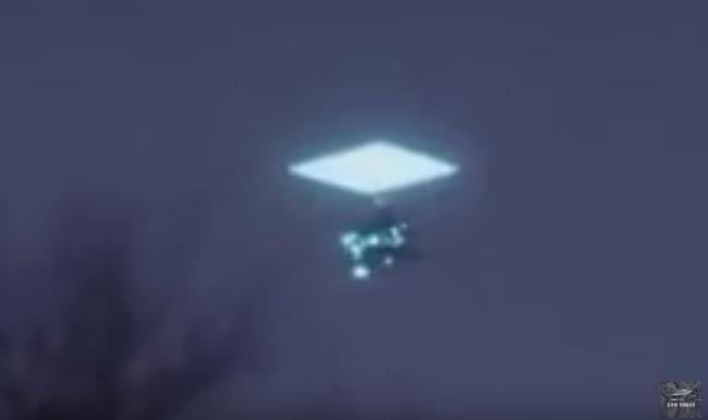 Снятые кадры телепортации НЛО в Мексике потрясли Сеть: инопланетный корабль просто растворился в небесном портале за считанные секунды - видео