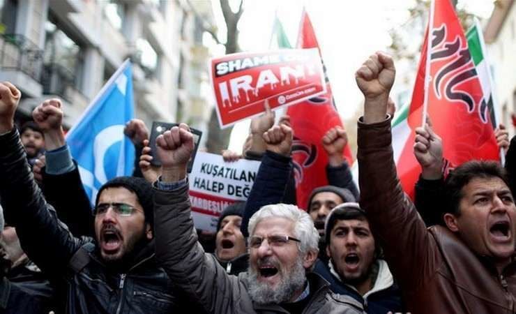 У союзника России большие проблемы: в Иране бунт после обвала национальной валюты 