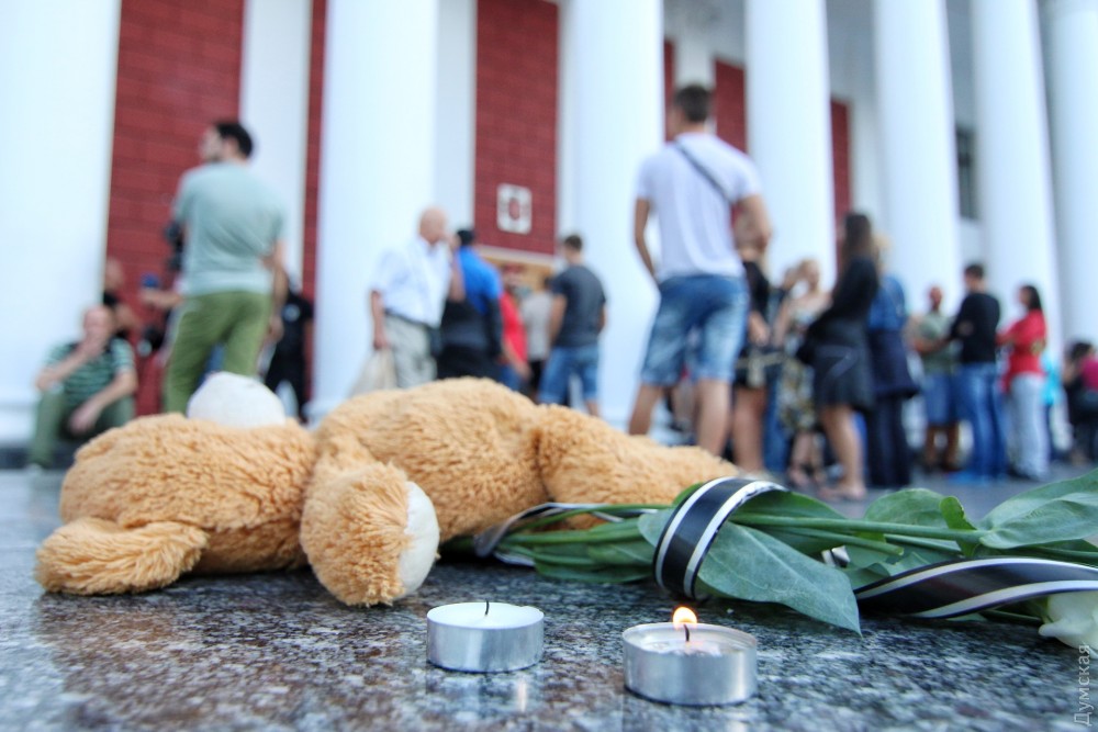 "Ощущение, что это очередная  цинично спланированная спецоперация врага", - известный журналист шокировал предположением причин гибели детей на пожаре в Одессе
