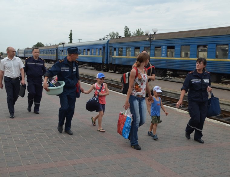 ГосЧС: Количество переселенцев из зоны АТО и Крыма достигло почти 110 тысяч человек
