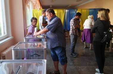 Скандальные выборы на 205-м округе в Чернигове: результаты экзит-полов