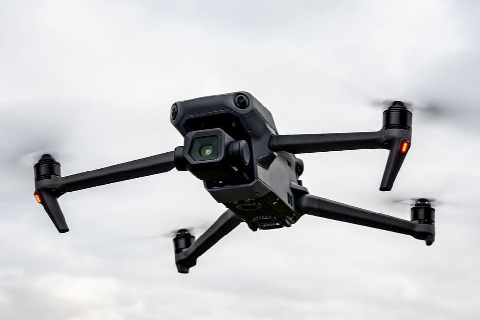 Путин повышает ставки: дроны "парализовали" аэропорт и военную базу в Нидерландах