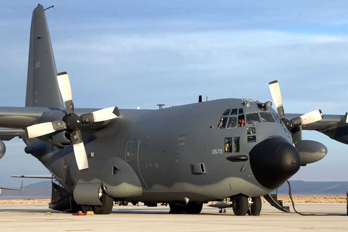 ​В Винницу на месяц прилетели американские самолеты "МС-130": в ОГА озвучили цель пребывания