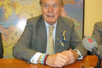 Бывший министр обороны Великобритании попал под обстрел в Песках