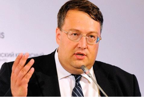 Я сожалею, что проголосовал за "закон Савченко": он для Украины вреден, - Геращенко