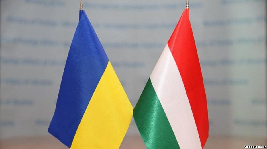 "В вопросах языка мы не будем идти ни на какие компромиссы", - Украина дала окончательный ответ Венгрии