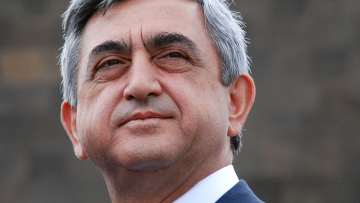 В Армении начата конституционная реформа. Саргсян остается у власти