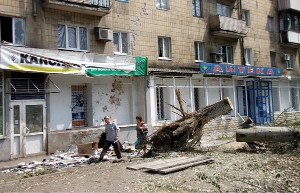 ​Горсовет: практически весь Киевский район Донецка остается без водоснабжения