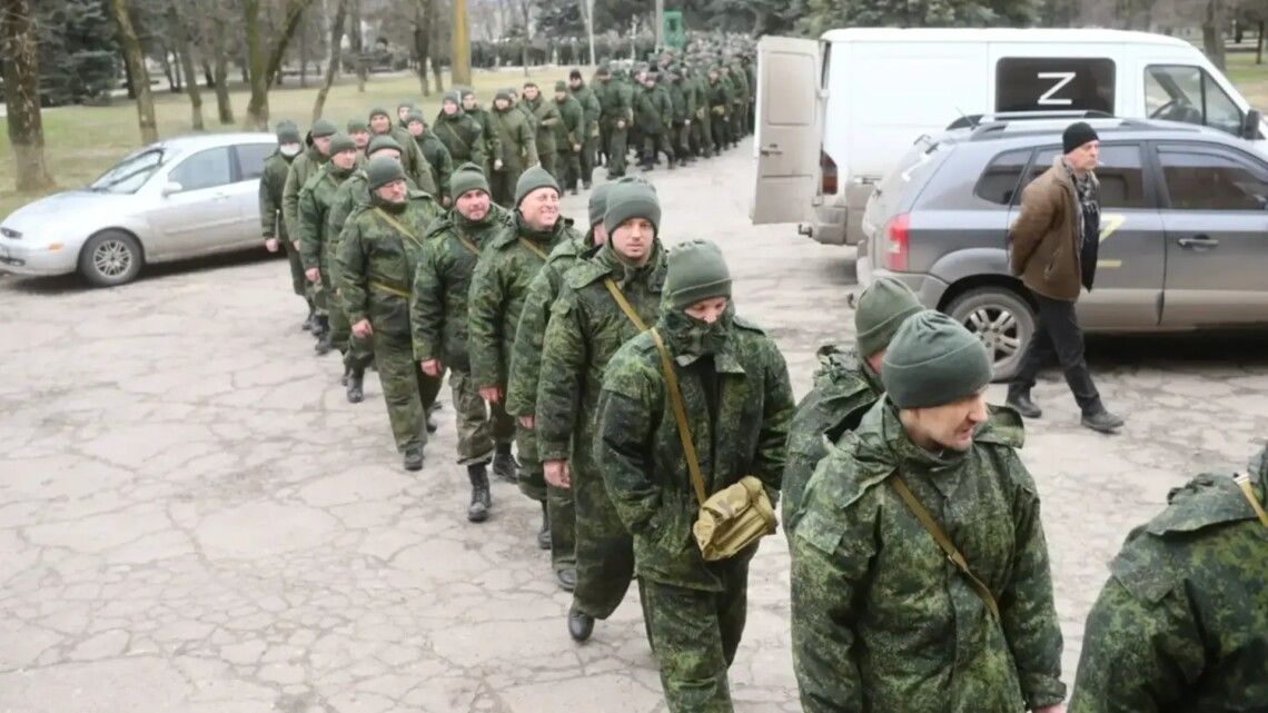 Россиянам предложили "убойный" способ "откосить" от отправки в Украину: услуга стоит 1000 долларов