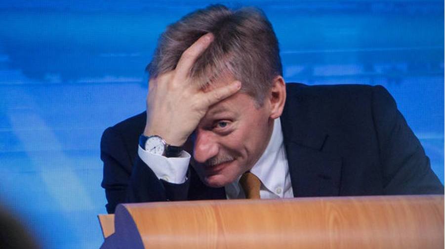 ​“Захарченко и Плотницкий поддержали инициативу”, - Песков рассказал, как главари “ЛДНР” молниеносно “прогнулиись” перед Путиным, неожиданно предложившим обменять заложников