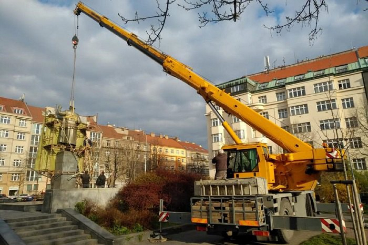 "Эх, чехи, чехи..." - Ольгу Скабееву разозлил снос памятника советскому маршалу Коневу в Праге