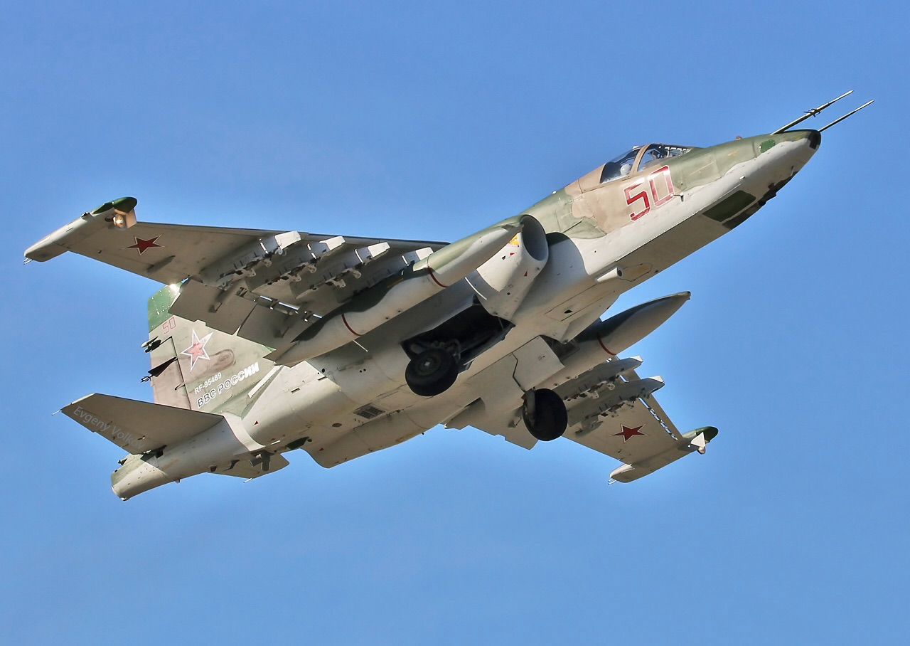 Российский самолетопад продолжается: ВСУ сбили еще один вражеский Су-25