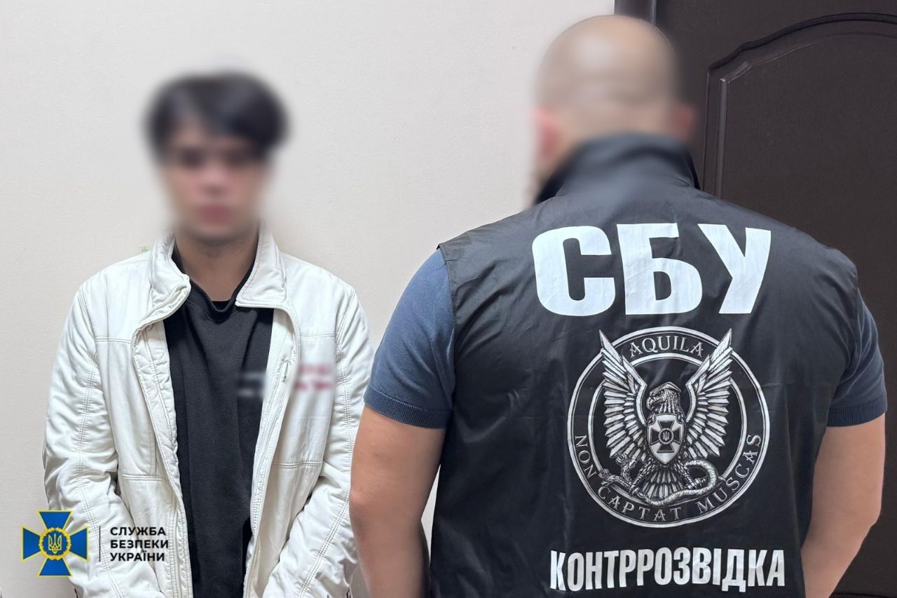 Поджоги генераторов и российский флаг на рекламном экране: СБУ разоблачила 21-летнего агента РФ в Одессе
