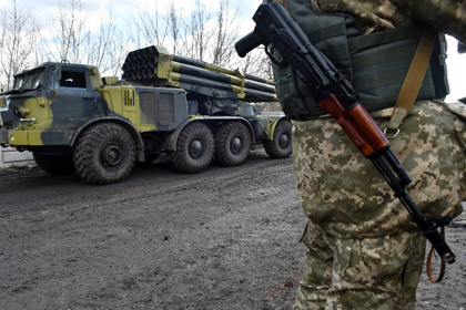 До вечера 7 марта Украина завершит отвод тяжелого вооружения