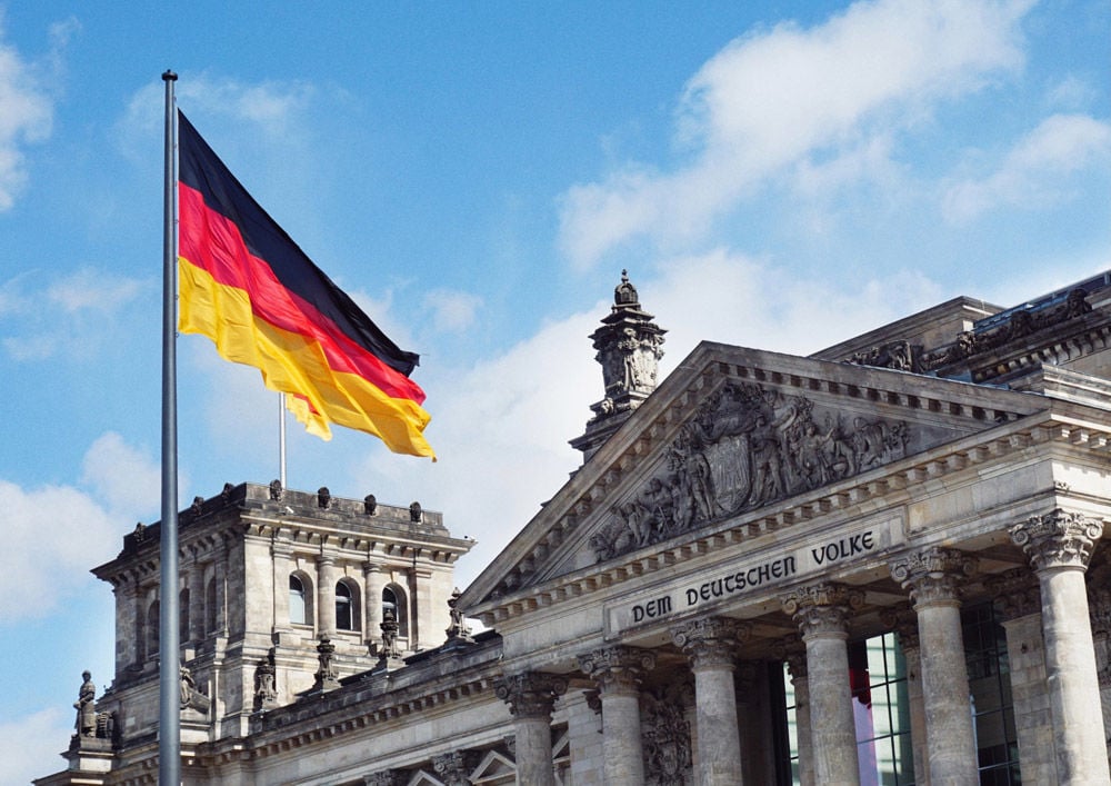 Германия официально остановила сертификацию "Северного потока – 2" – заявление
