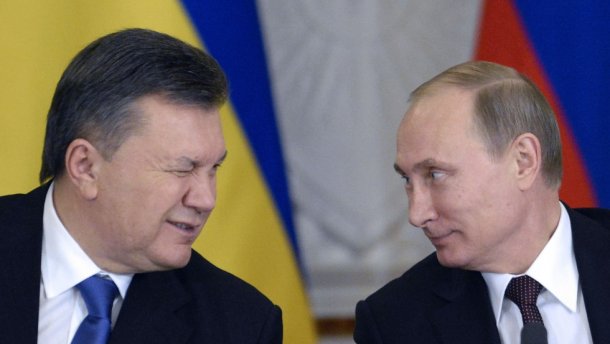 Беглый экс-президент может "болеть" еще долго: Портников озвучил общую цель Януковича и Путина