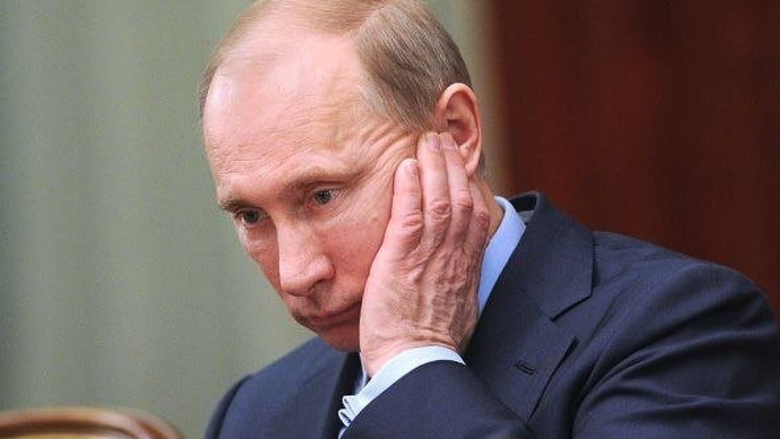 Путін визнав крах російської економіки та йде на крайні заходи