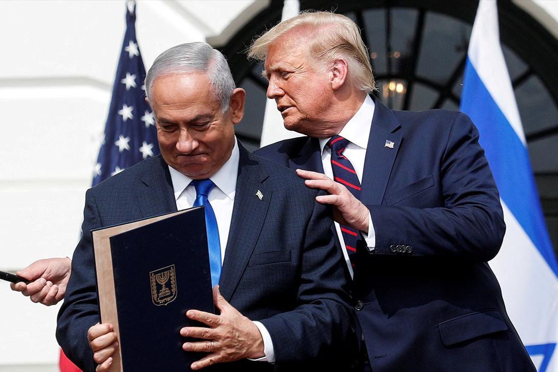 ​Дневной блицкриг: WSJ о том, как США и Израиль воспользовались шансом и обезглавили режим в Иране