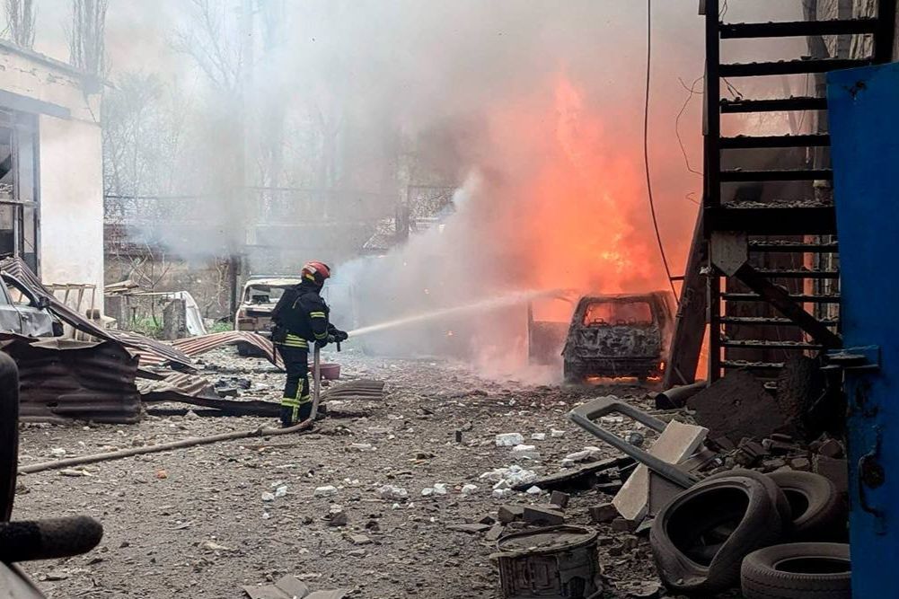 ​РФ средь бела дня ударила баллистикой по Кривому Рогу: уже 4 погибших