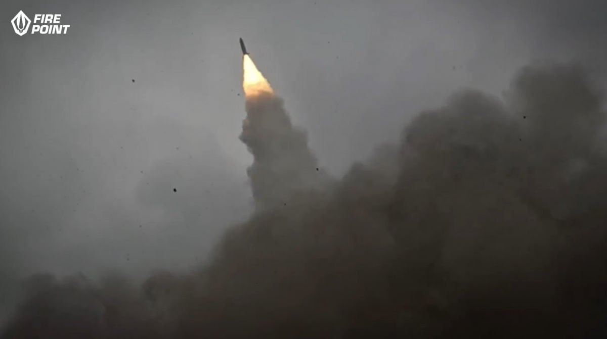 Появилось видео пусков первой баллистической ракеты Украины FP-7