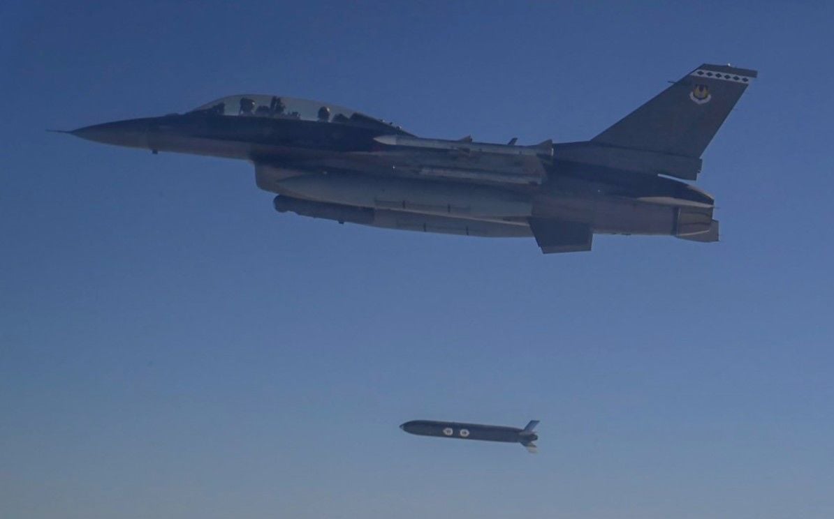 F-16 ВВС США испытал крылатую ракету Rusty Dagger, созданную для Украины