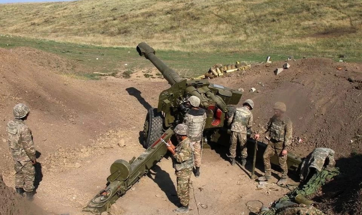 Война в Карабахе: армяне сообщают о масштабном контрнаступлении на позиции Азербайджана