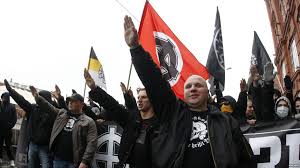 Марш УПА и "Русский марш": Кто действительно фашисты?