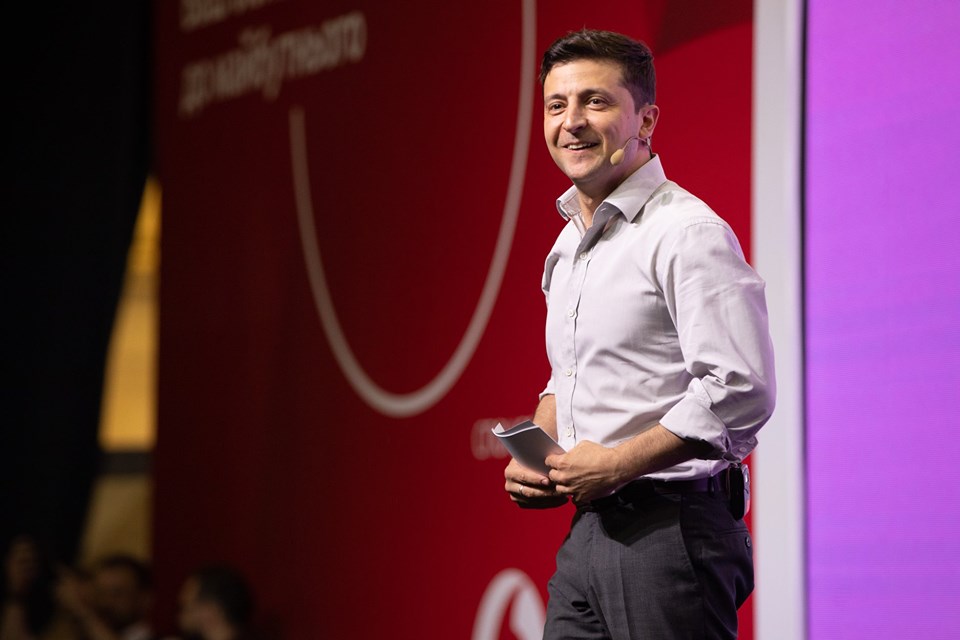 Зеленский поздравил украинцев с важным юбилеем: "Наши люди покоряют мир"