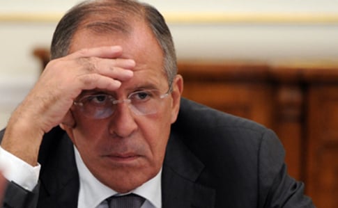 Лавров сказал "Россия не будет умолять об отмене санкций"... Верно, она просто "приползет" на Запад целиком или кусочками