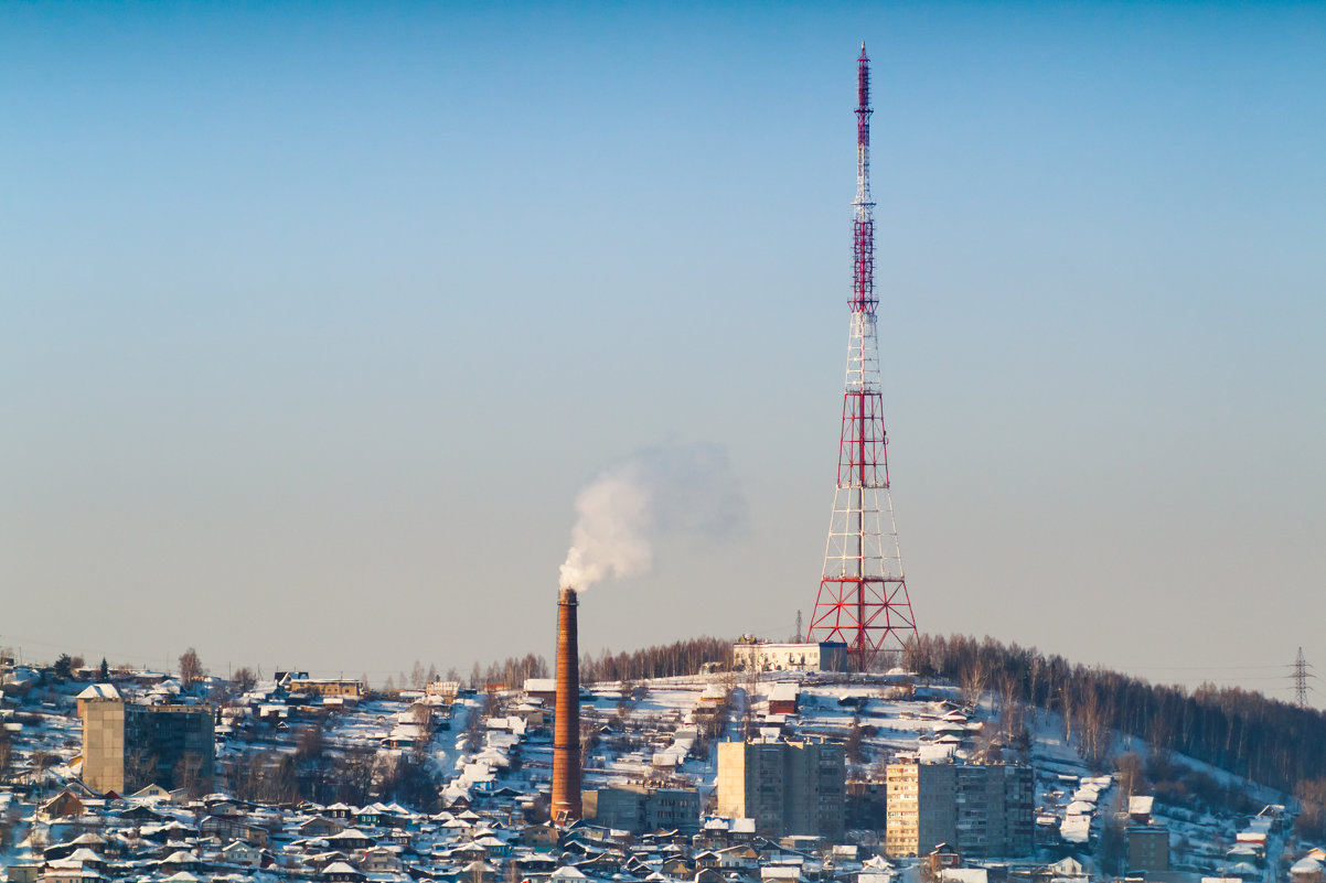Украина заблокировала вещание российских телеканалов на территории зоны АТО - громкие подробности