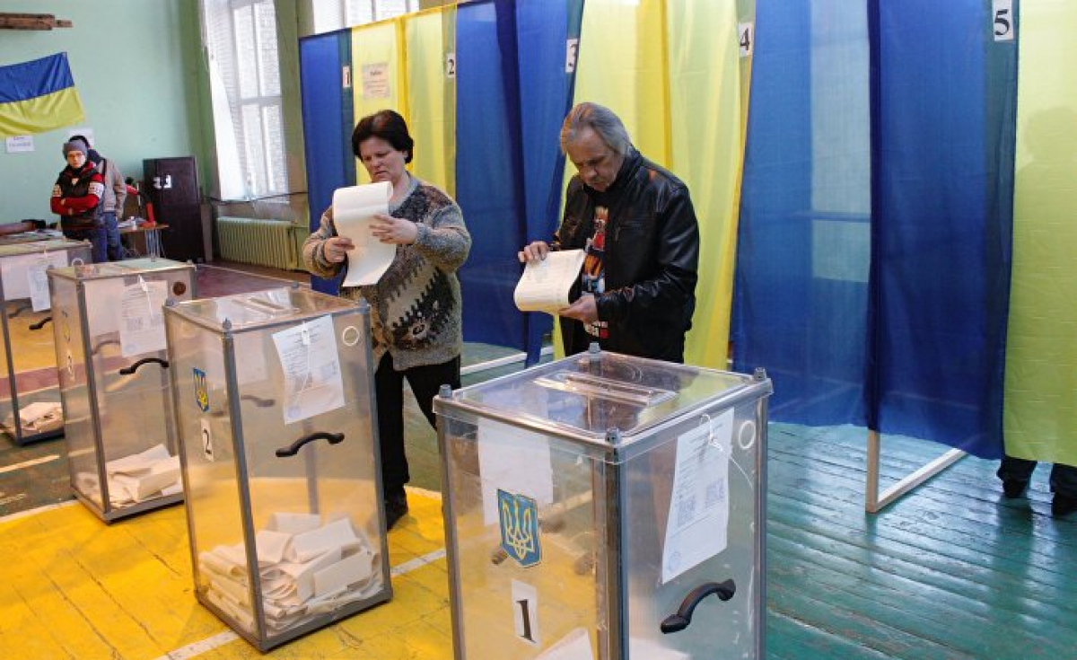 Мариуполь, результаты экзитполов: лидирует мэр Бойченко, его партия набрала большинство, кадры