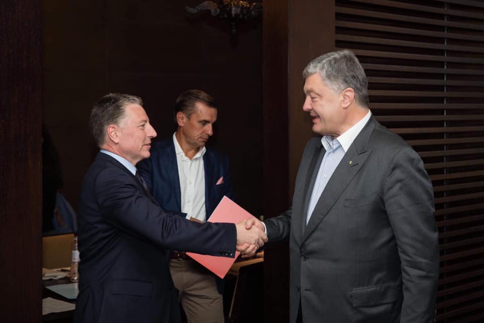 О чем договорились Порошенко и Волкер по возвращению России в G7 и Донбассу - кадры