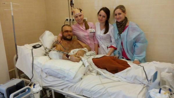 Соцсети: у Дмитрия Яроша после операции не работает правая рука