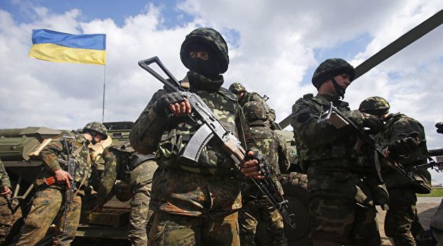 ВСУ наносят удар и берут важную дорогу на Донецк под контроль - боевики зажаты  в "клещи" - кадры