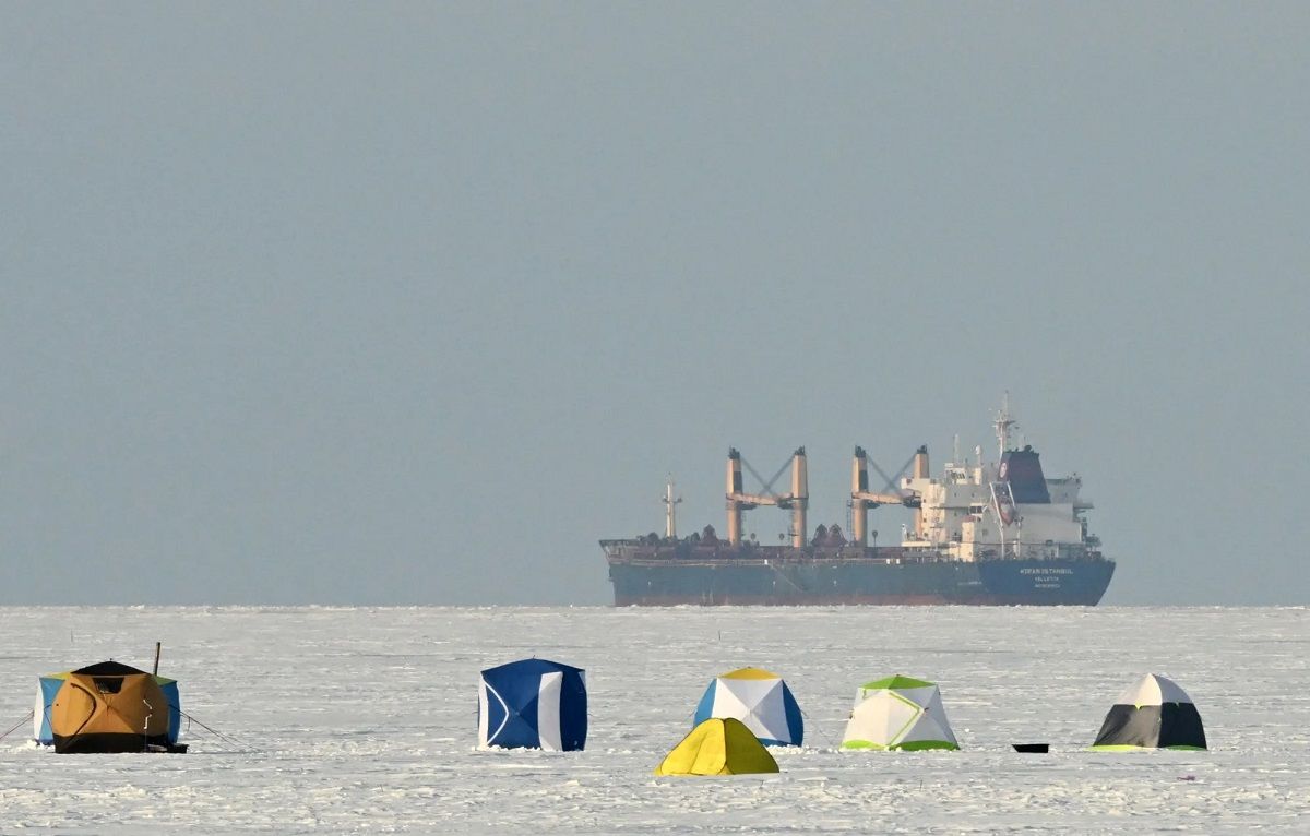 Экспорт нефти России по Балтийскому морю "замерзает" вместе с Финским заливом, порты могут закрыть