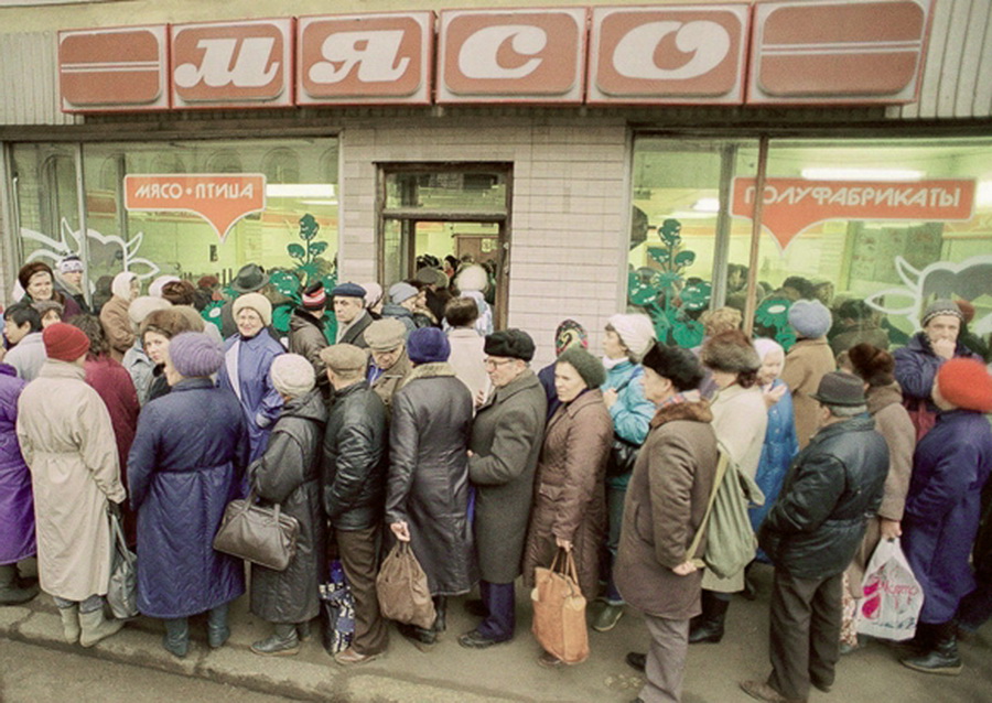 Хуже, чем в СССР: в "ДНР" вводят жесткое ограничение на покупку продуктов, у жителей ни денег, ни еды
