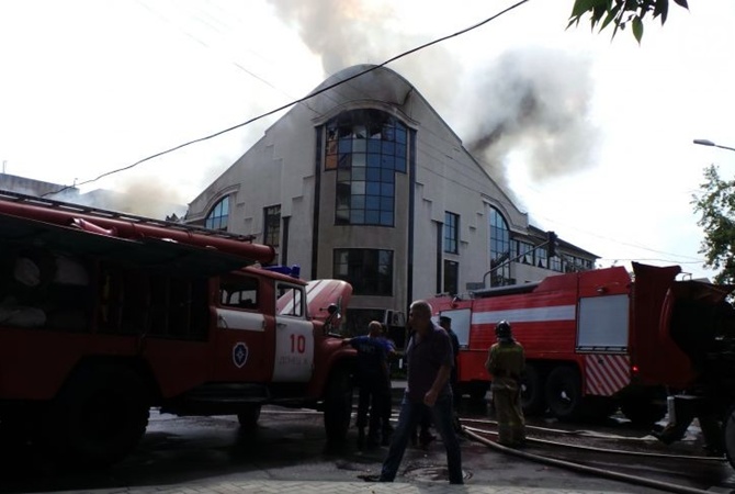 Сгоревший кабинет Таруты и пожар в офисе ИСД вызвал настоящий ажиотаж в Донецке: озвучены самые невероятные версии ЧП