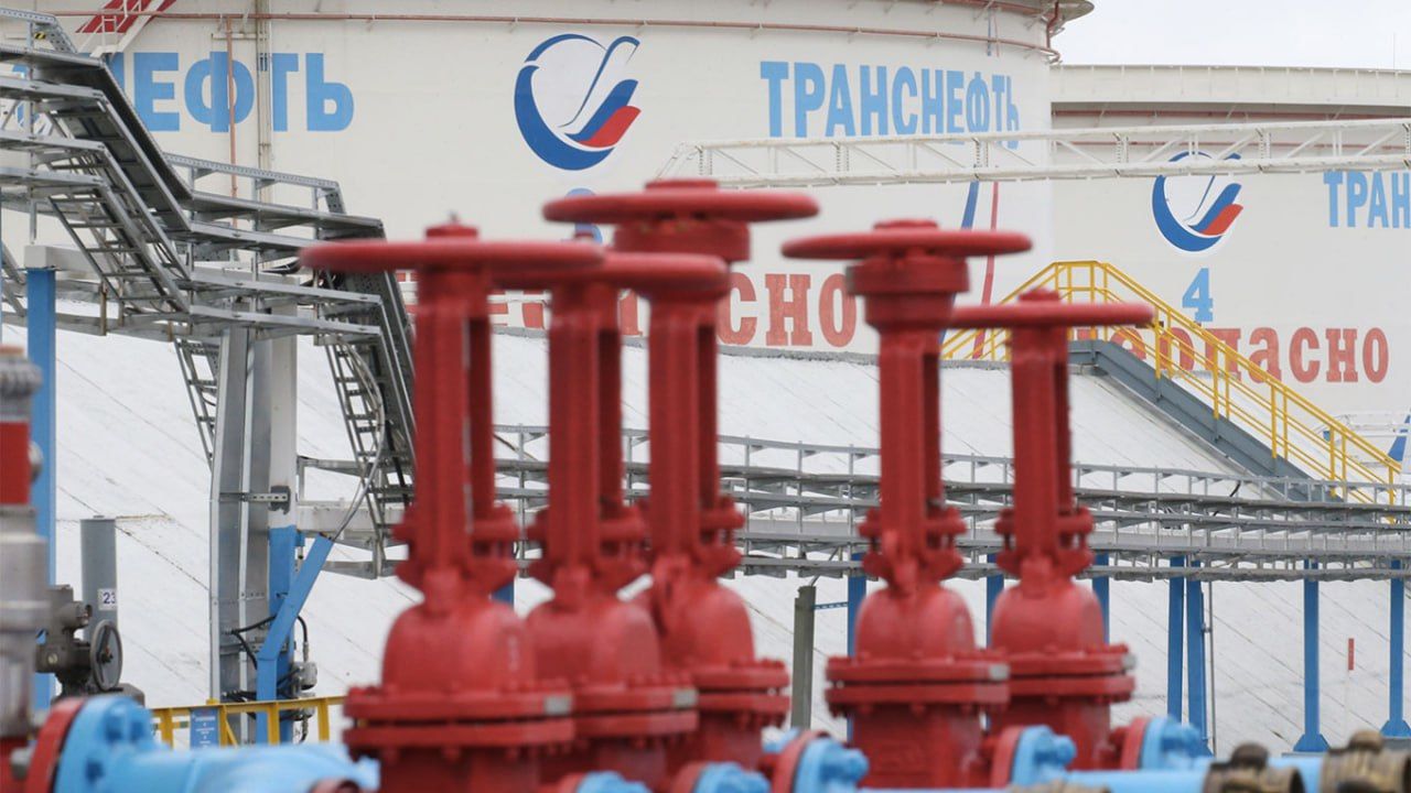 Китай и Индия дружно показали России большой кукиш, отказавшись платить за нефть более выгодную цену