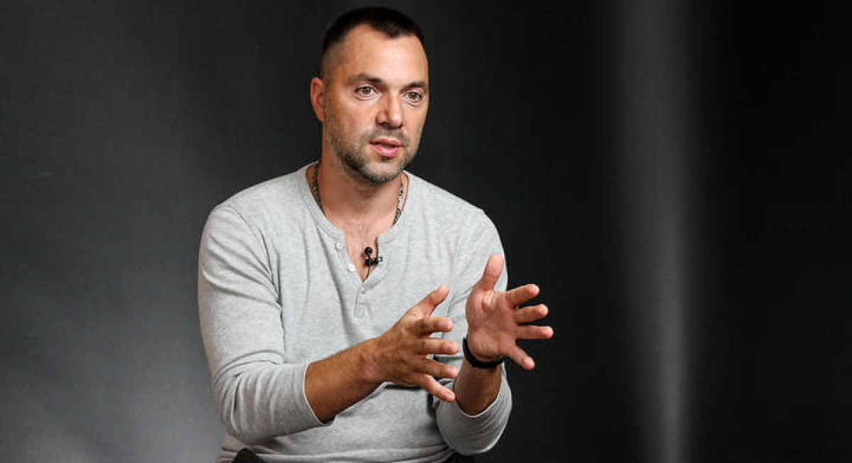 Арестович про обострение боев в Карабахе: "Ставки полезли вверх"